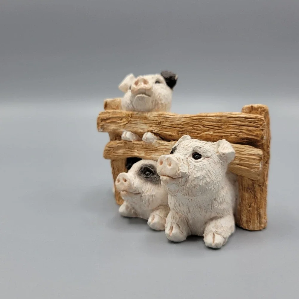 Three Little Pigs In Fence Figurine Farm House Shelf Decor Resin